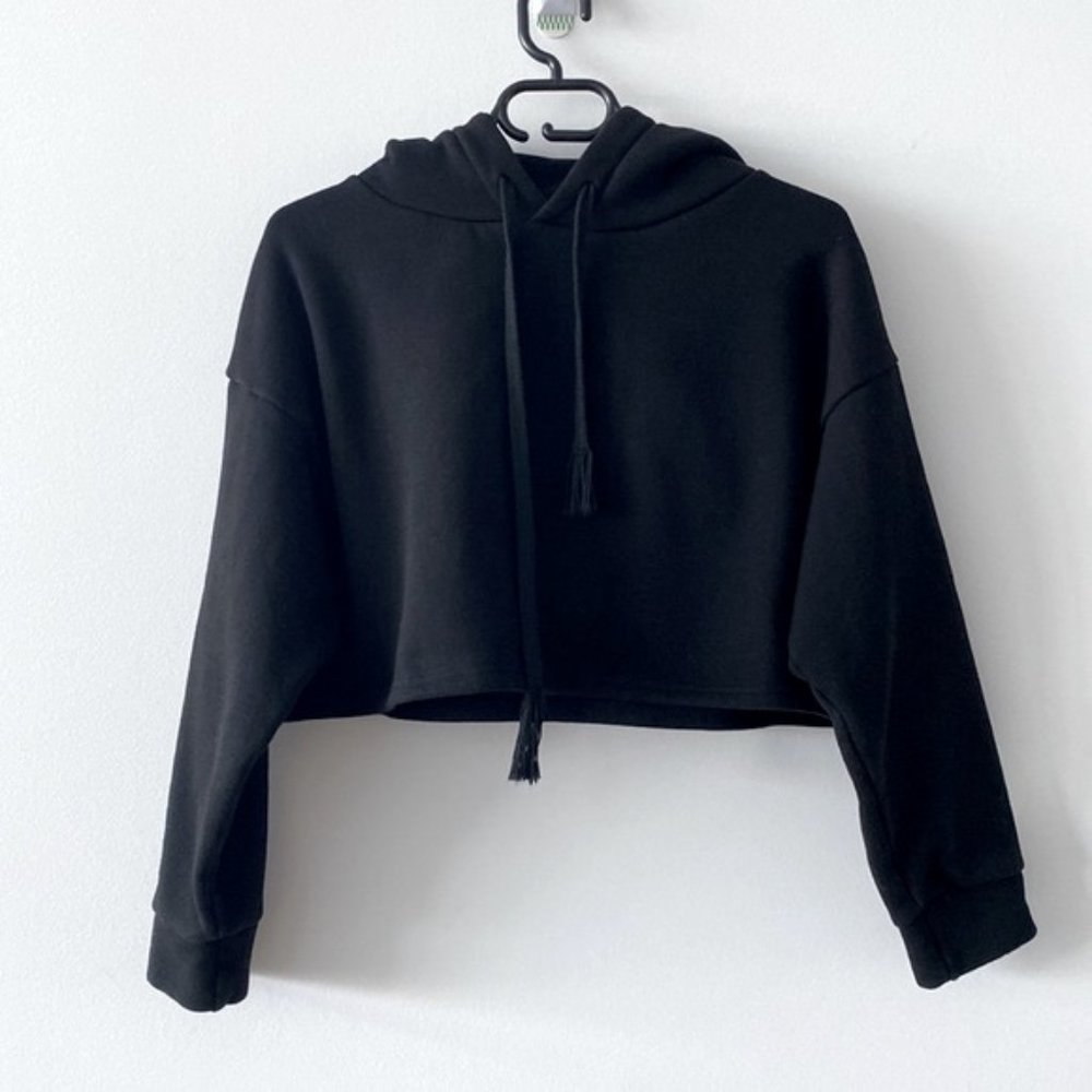 K - Pop Cropped Hoodie